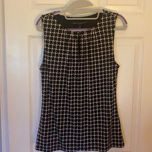 WHBM shell, size small